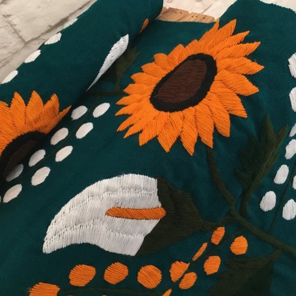 Handmade Mexican Hand Embroidered Sunflower Table Runner - Camino de Mesa - Picture 3 of 3